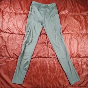 Gymshark Dry Leggings Womens Medium Olive Green Perforated Fitness Training EUC‎